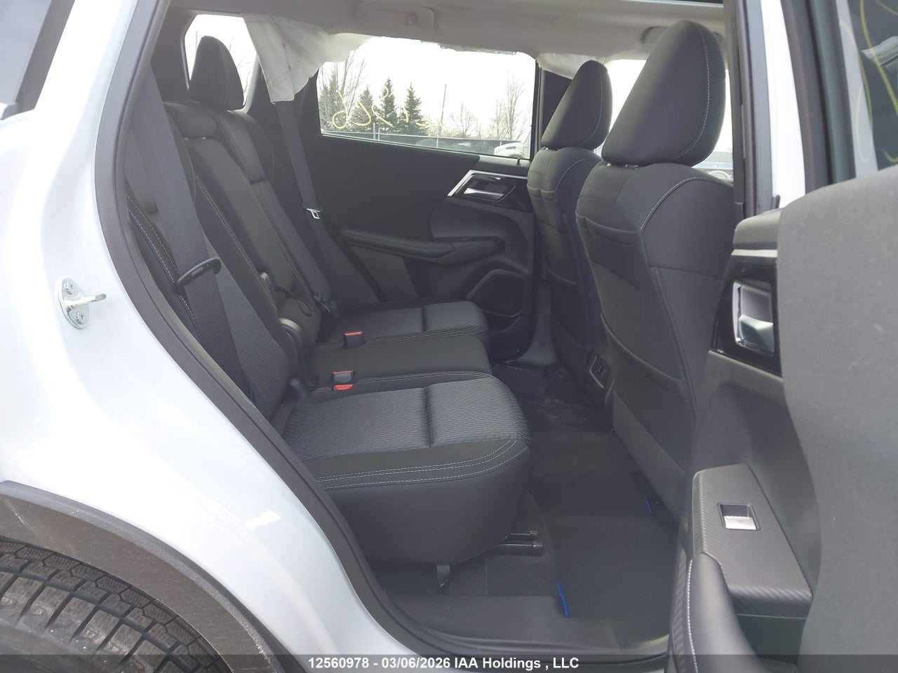 2025 MITSUBISHI OUTLANDER PHEV LE/SE/SEL S-AWC thumbnail 9