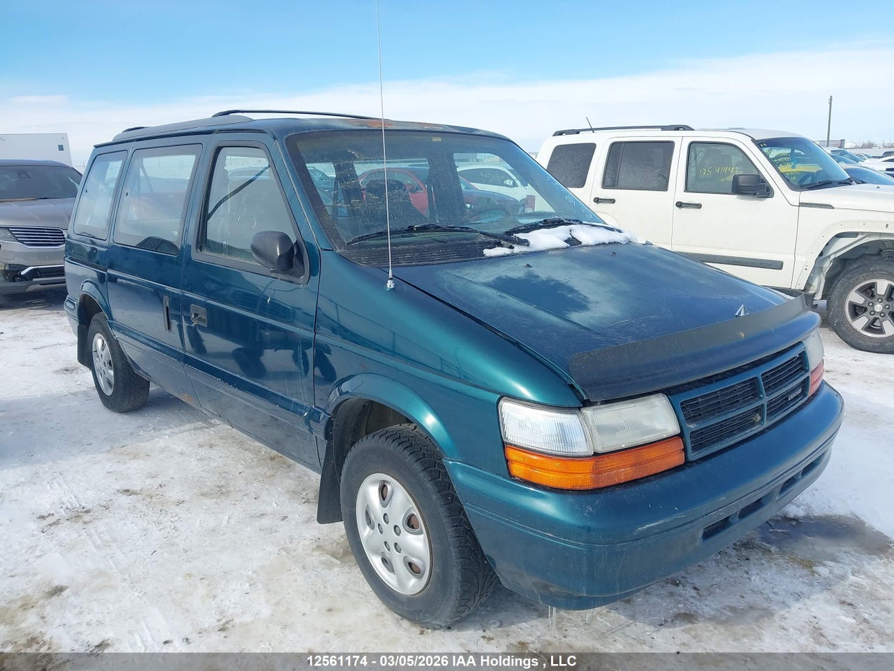 1995 DODGE CARAVAN thumbnail 2