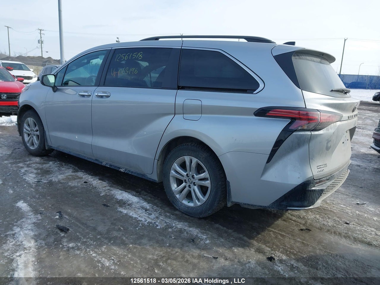 2022 TOYOTA SIENNA LE 8-PASSENGER/LIMITED 7-PASSENGER/XSE 7-PASSENGER thumbnail 4