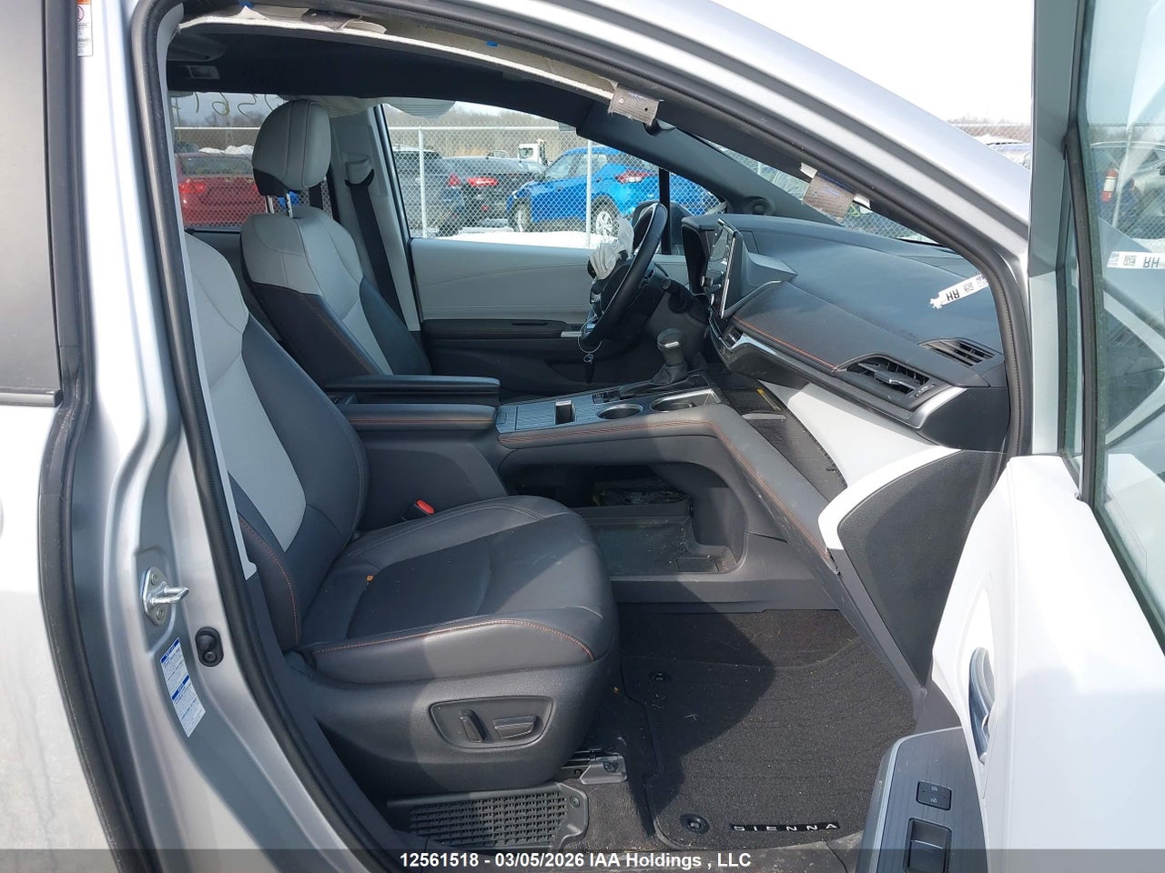 2022 TOYOTA SIENNA LE 8-PASSENGER/LIMITED 7-PASSENGER/XSE 7-PASSENGER thumbnail 6