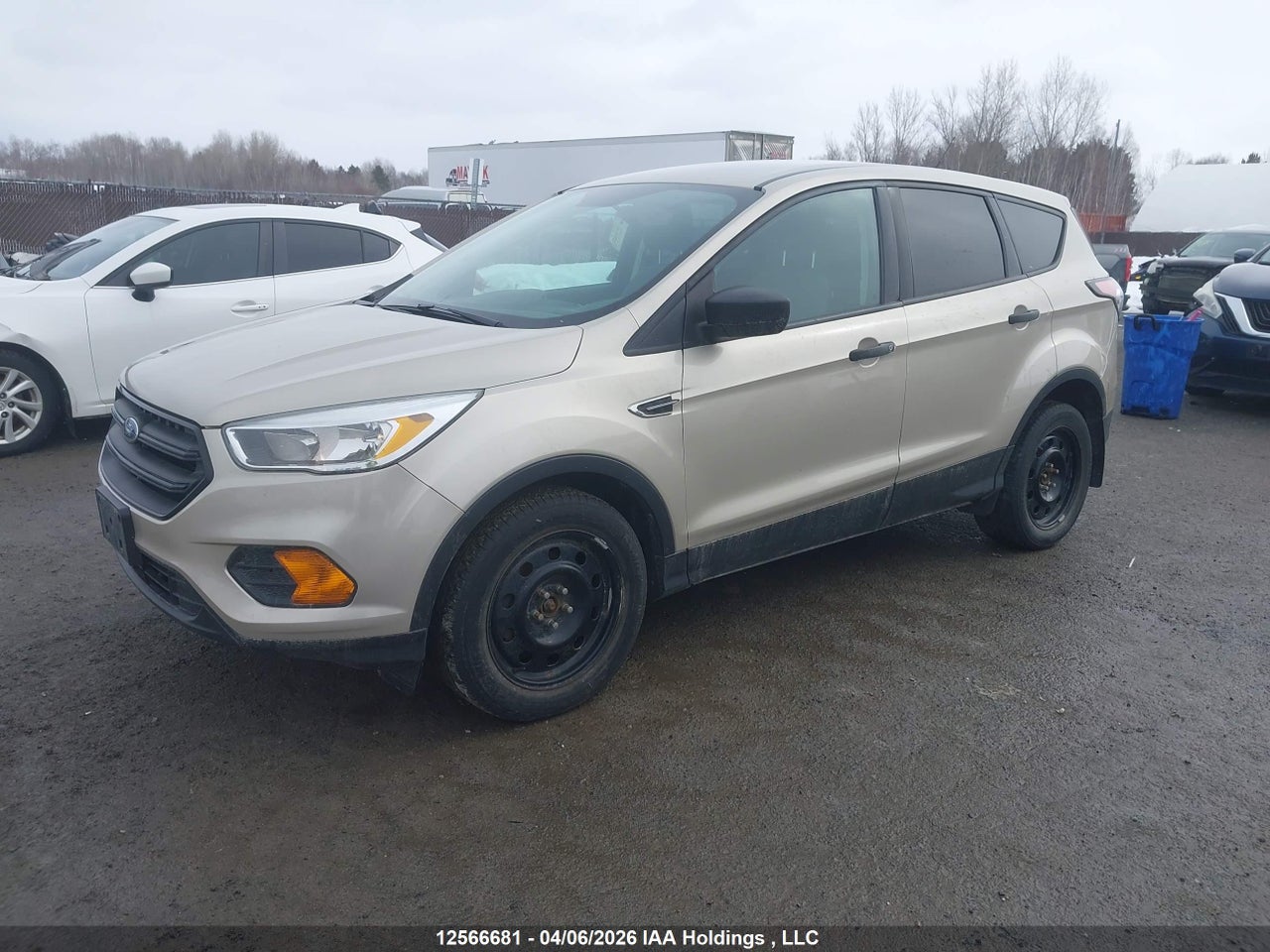 2017 FORD ESCAPE S thumbnail 3