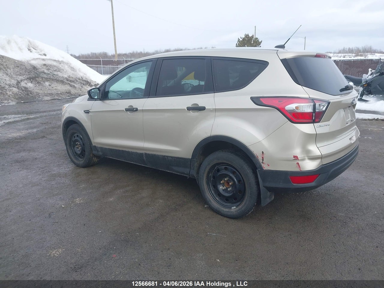 2017 FORD ESCAPE S thumbnail 4