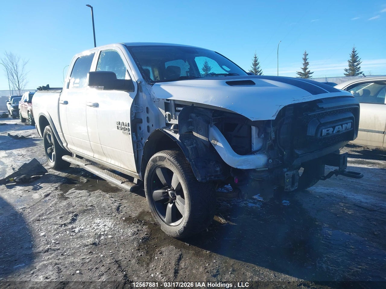 2019 RAM 1500 CLASSIC SLT thumbnail 2
