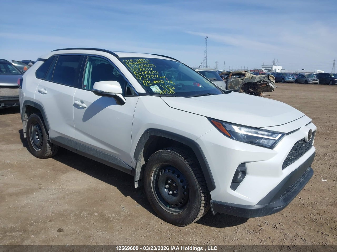 2024 TOYOTA RAV4 XLE thumbnail 2