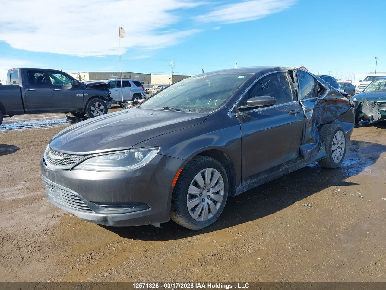 2015 CHRYSLER 200 LX thumbnail 3