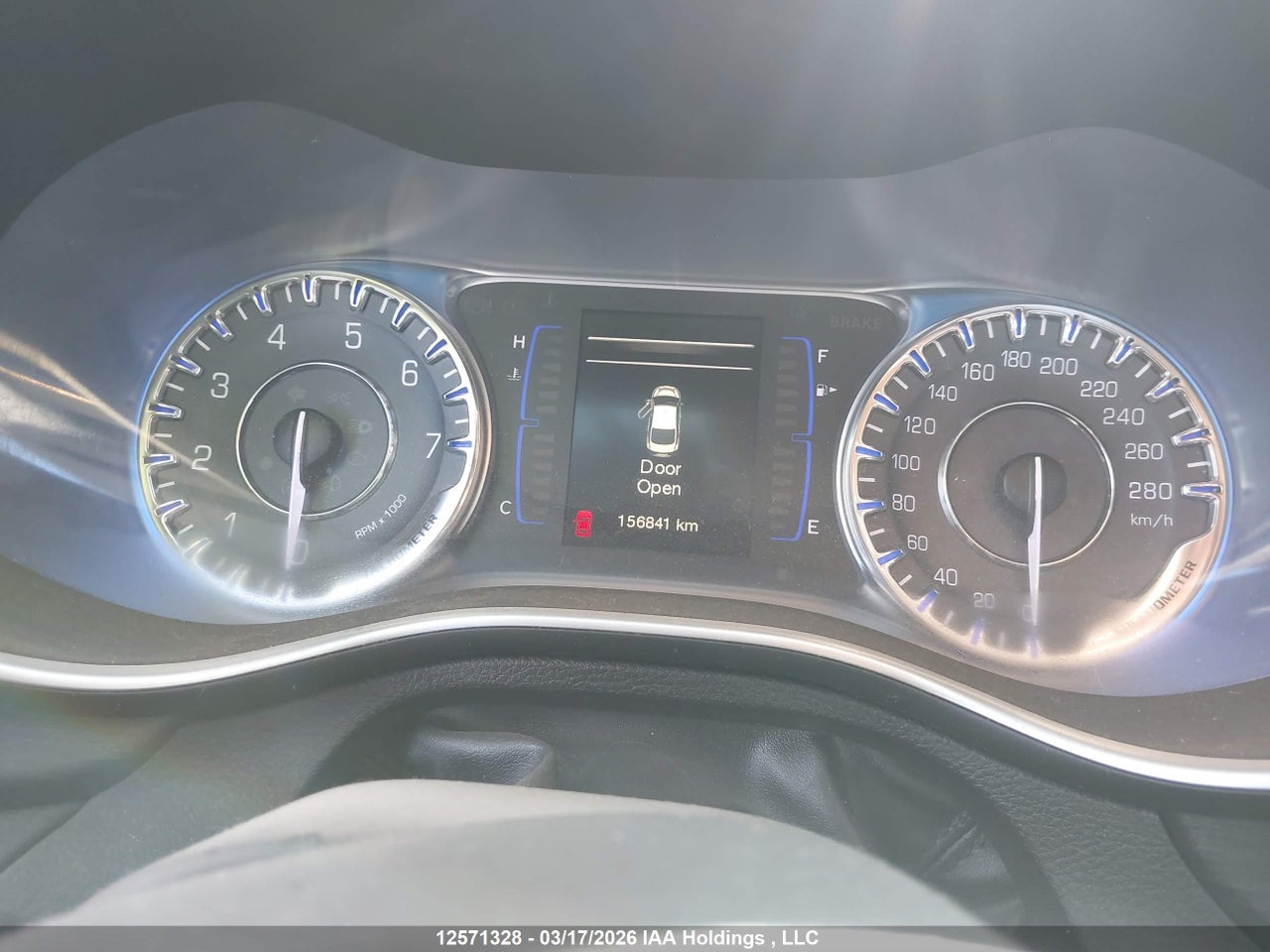 2015 CHRYSLER 200 LX thumbnail 8