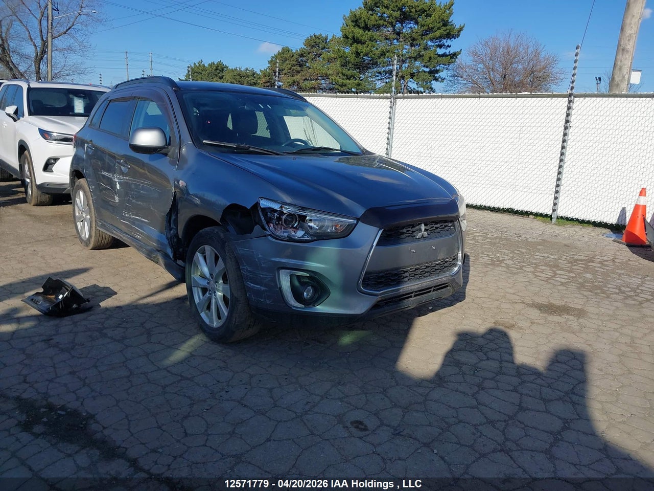 2015 MITSUBISHI RVR thumbnail 2