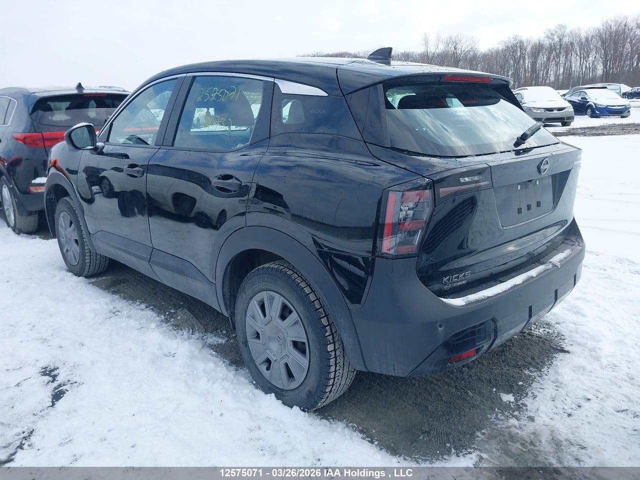 2025 NISSAN KICKS S thumbnail 4