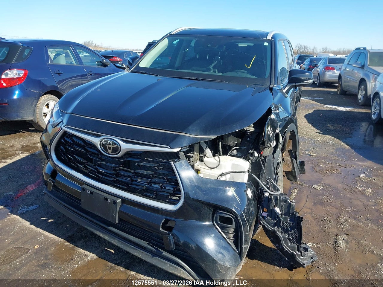 2023 TOYOTA highlander xle thumbnail 3