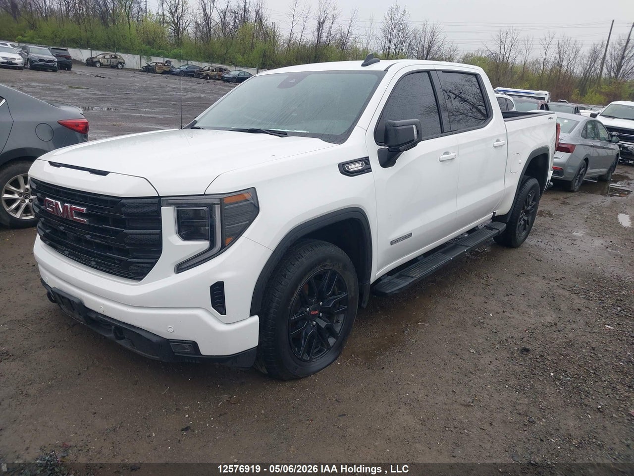 2025 GMC SIERRA 1500 thumbnail 3