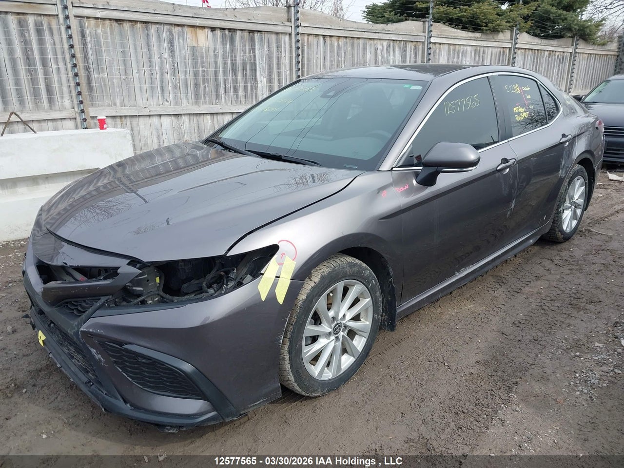 2022 TOYOTA CAMRY SE thumbnail 3