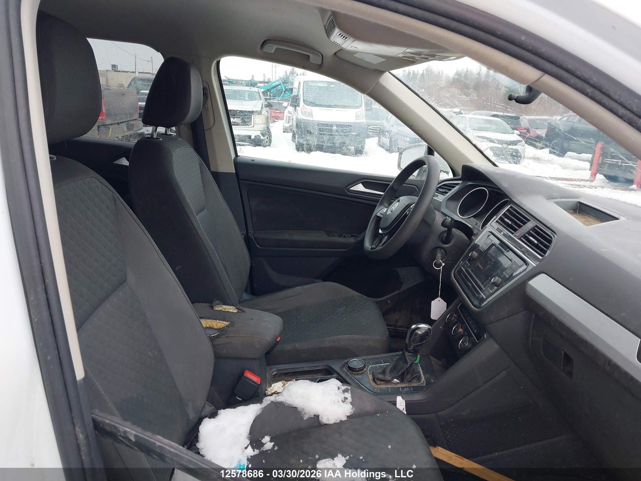 2019 VOLKSWAGEN TIGUAN S thumbnail 6