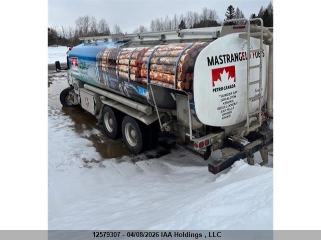 2025 PETERBILT 567 thumbnail 12