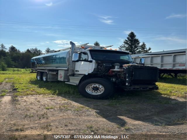 2025 PETERBILT 567 thumbnail 7