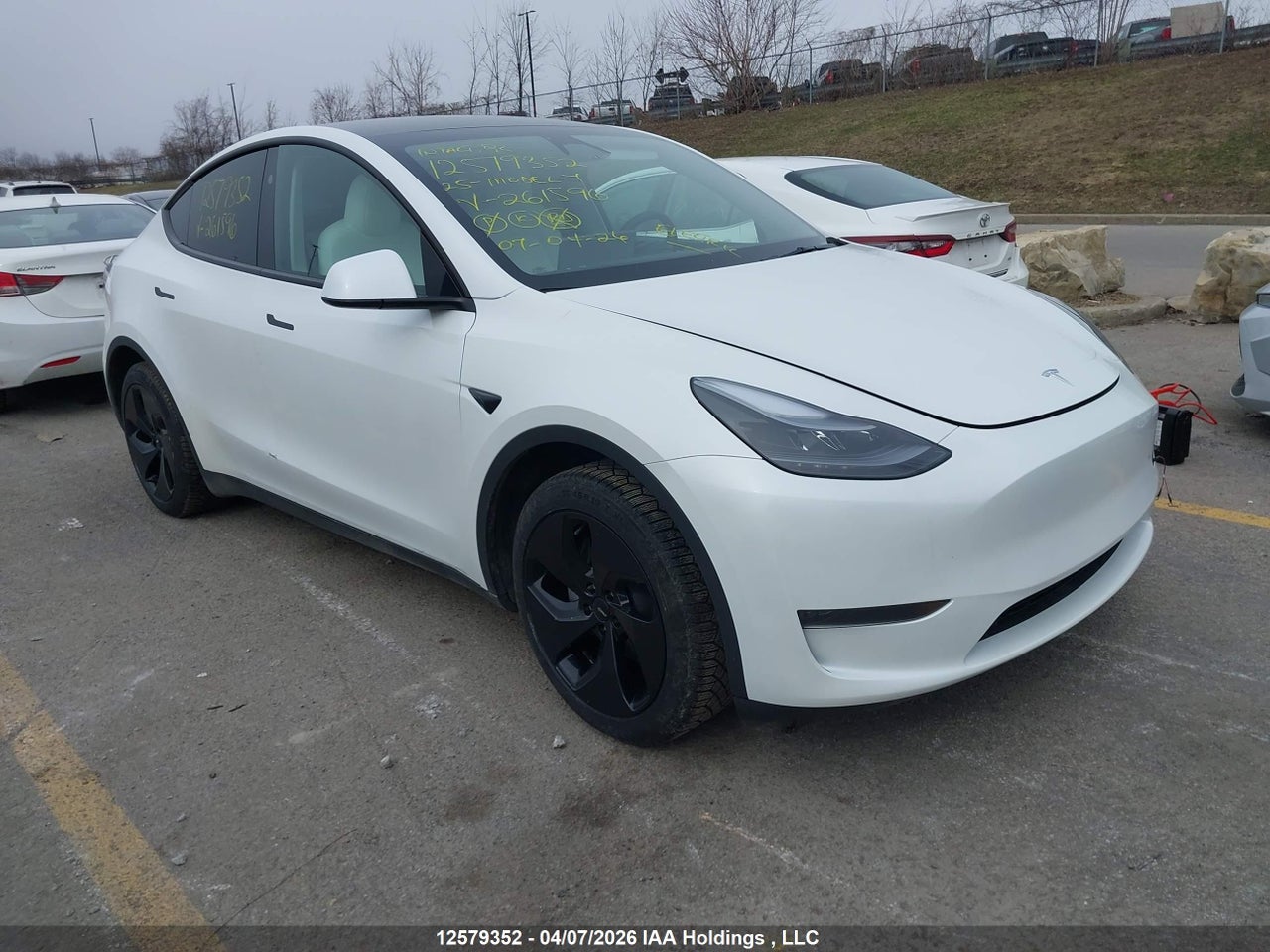 2025 TESLA MODEL Y LONG RANGE thumbnail 2