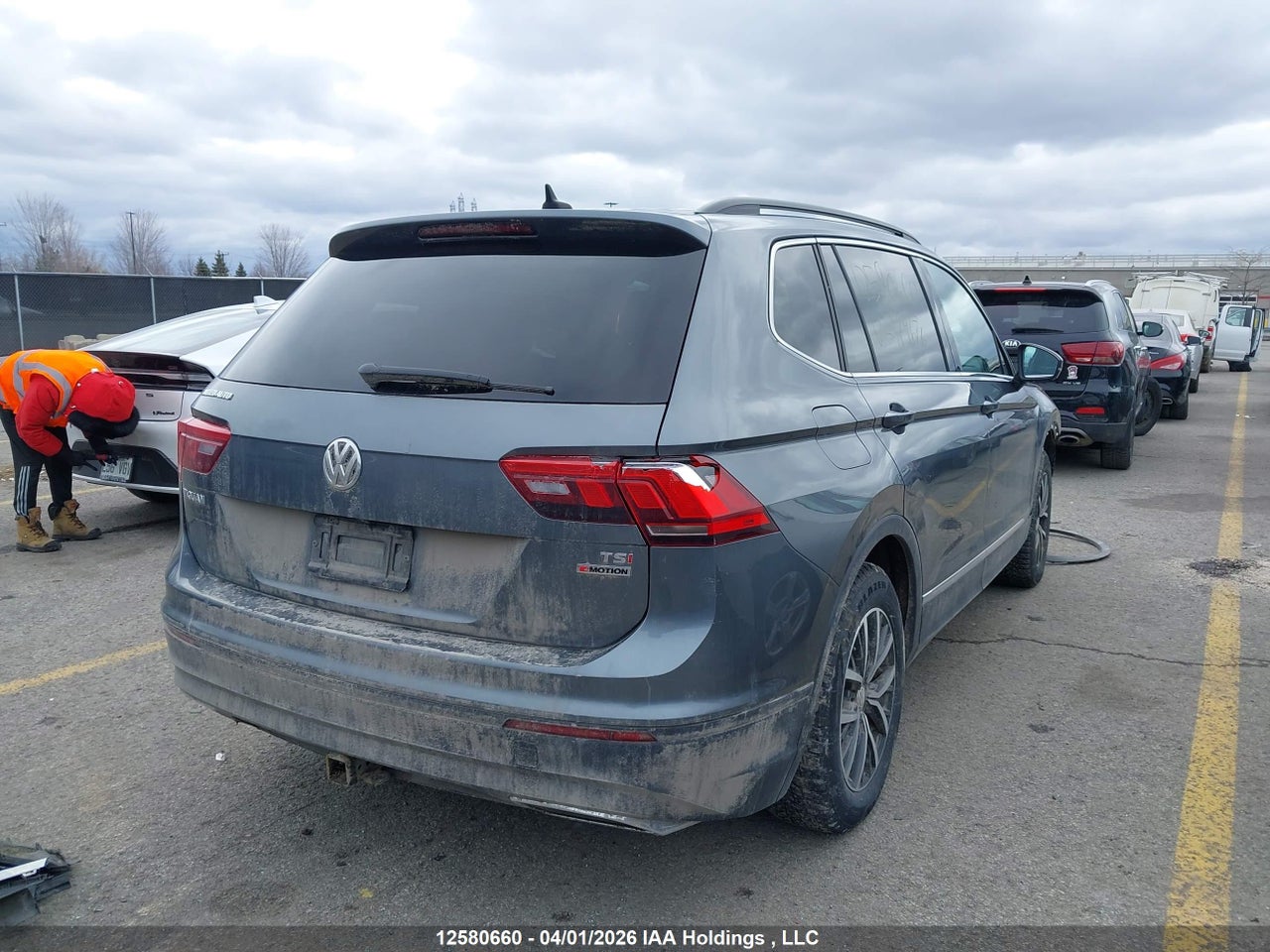 2018 VOLKSWAGEN TIGUAN COMFORTLINE thumbnail 5