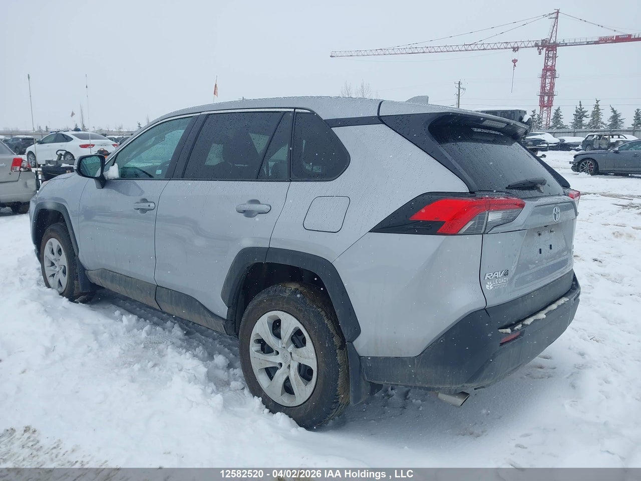 2024 TOYOTA RAV4 LE thumbnail 4