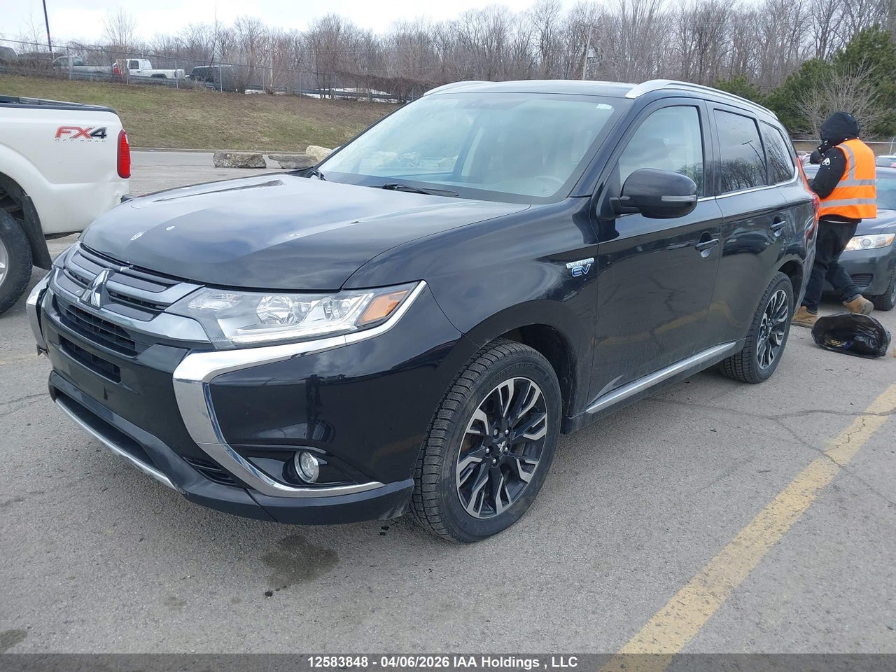 2018 MITSUBISHI OUTLANDER PHEV thumbnail 3