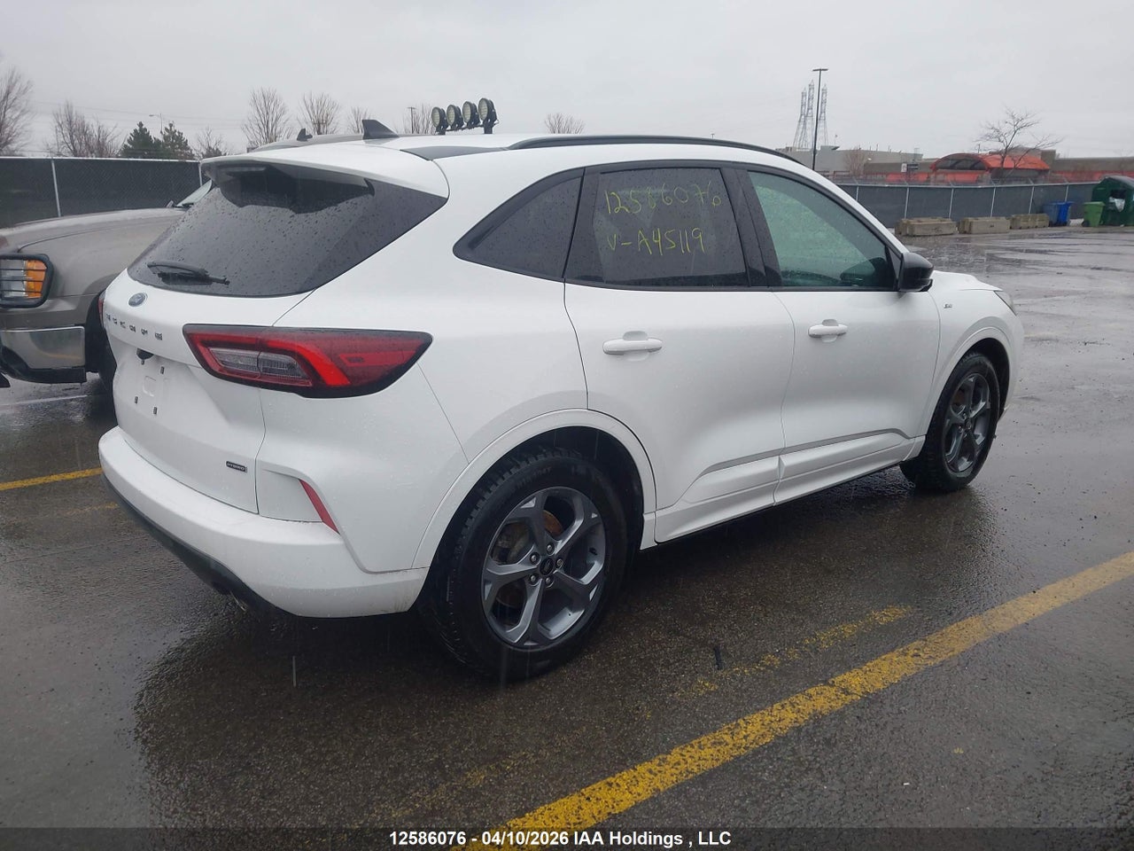 2023 FORD ESCAPE ST-LINE thumbnail 5