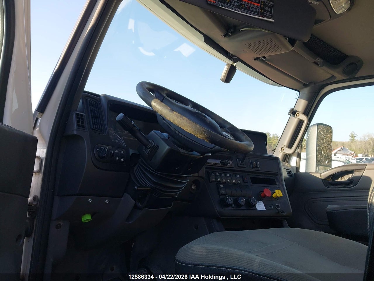 2019 INTERNATIONAL LT625 thumbnail 9