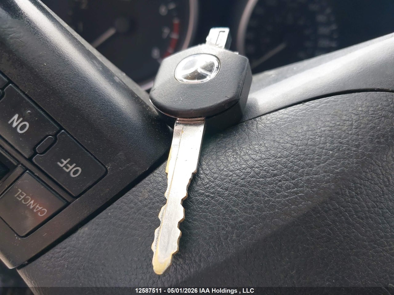 2011 MAZDA MAZDA3 thumbnail 12