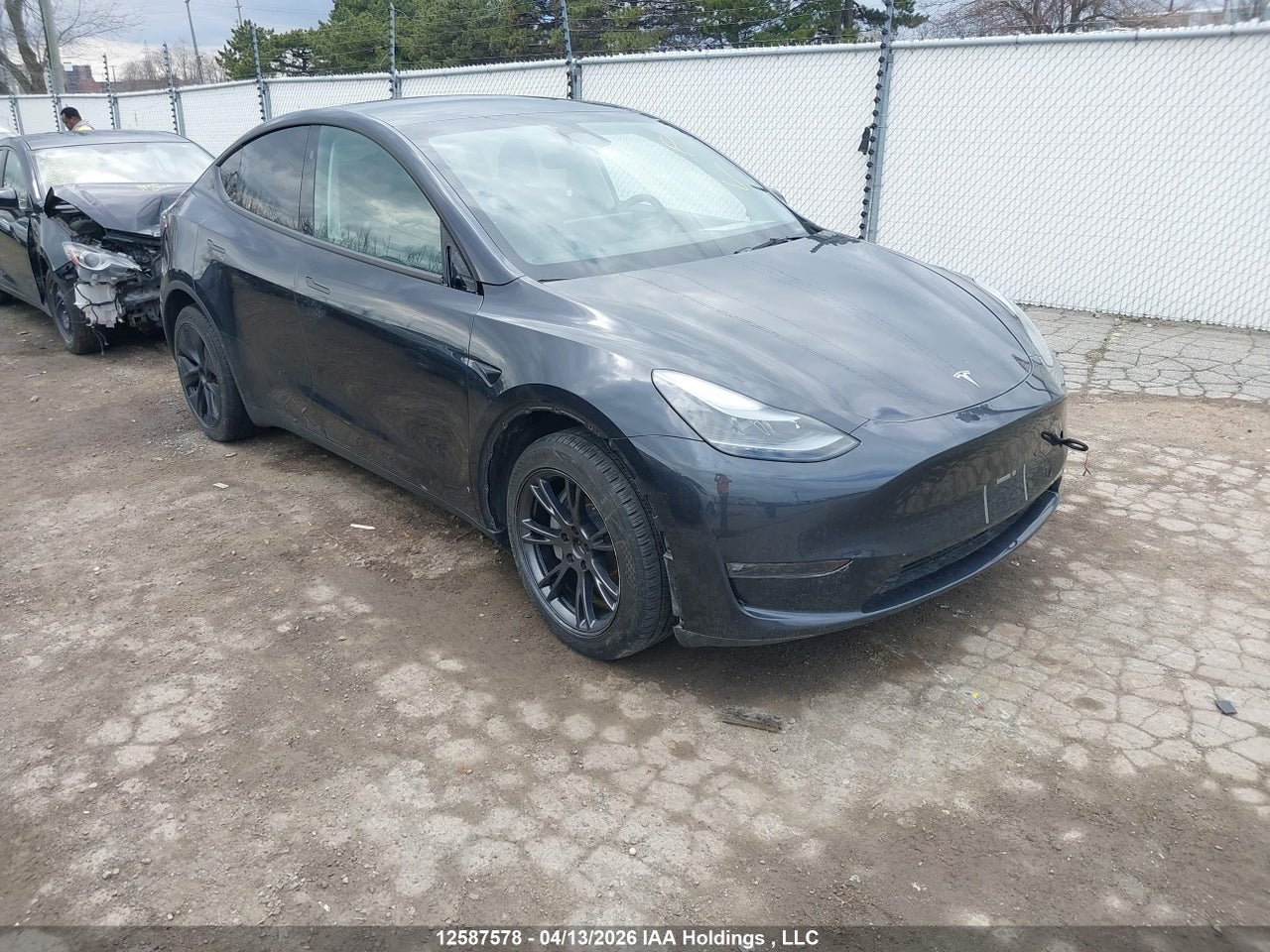 2025 TESLA MODEL Y LONG RANGE thumbnail 2