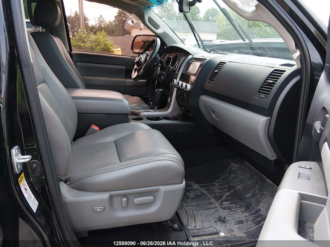 2014 TOYOTA SEQUOIA thumbnail 6