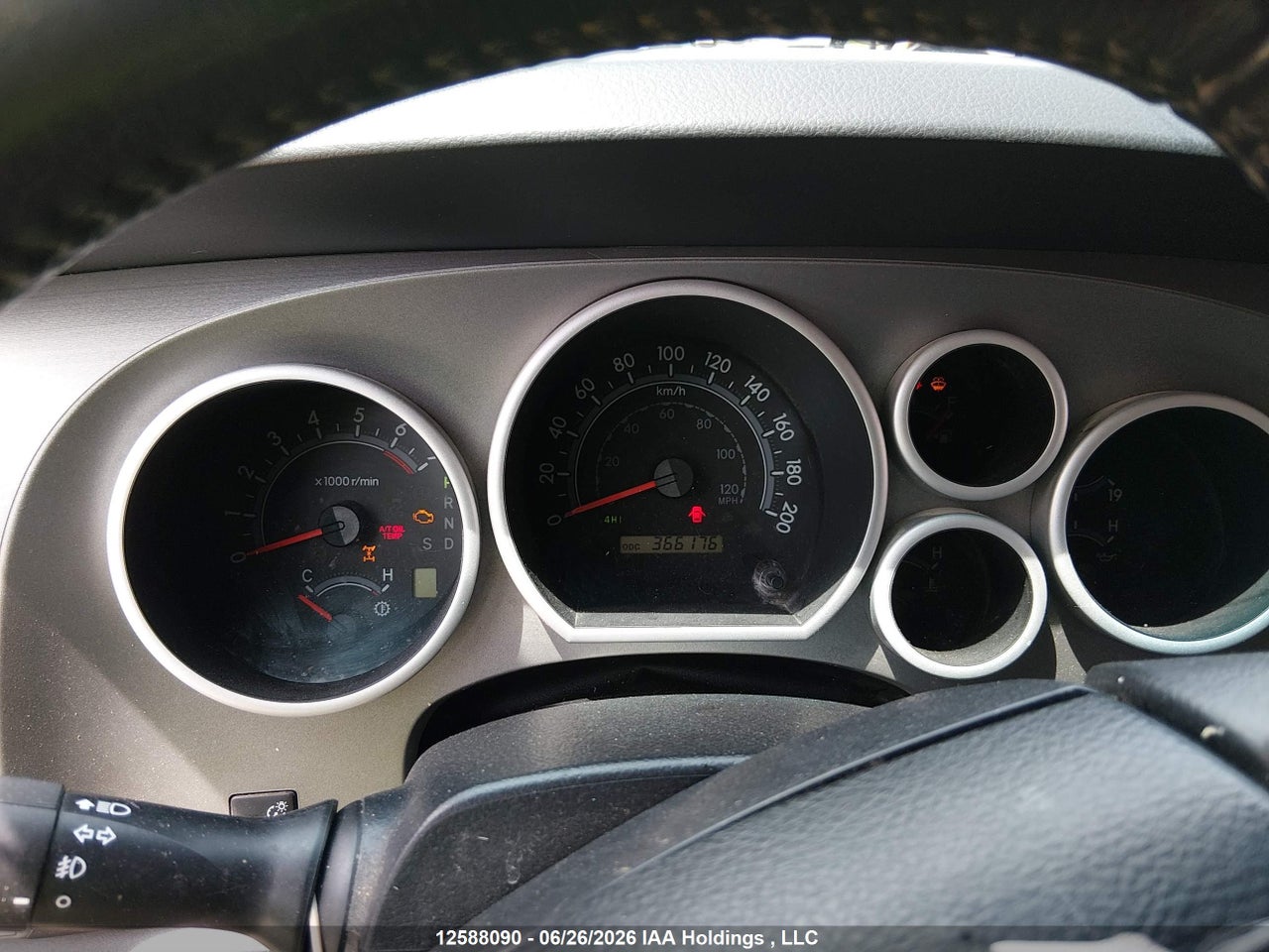 2014 TOYOTA SEQUOIA thumbnail 8