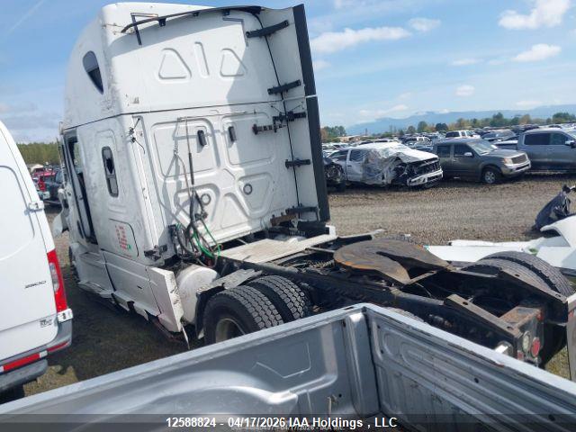 2021 FREIGHTLINER NEW CASCADIA 126 thumbnail 5