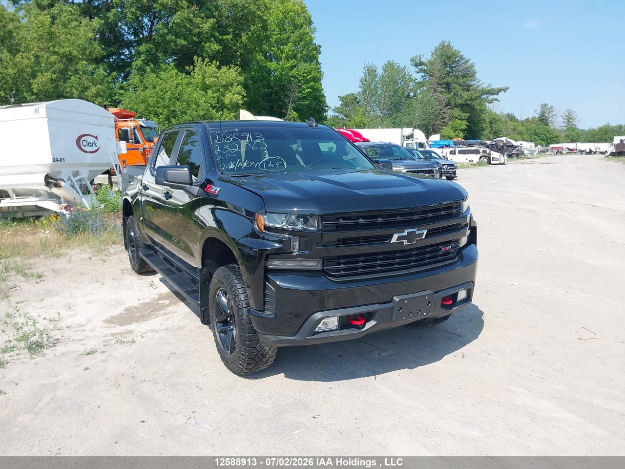 2022 CHEVROLET SILVERADO LTD K1500 LT TRAIL BOSS thumbnail 2