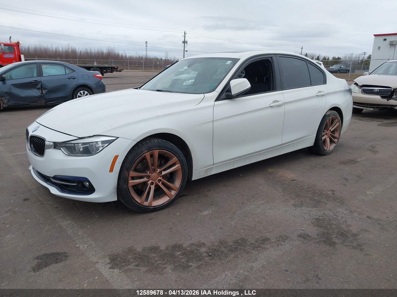 2018 BMW 330 XI thumbnail 3