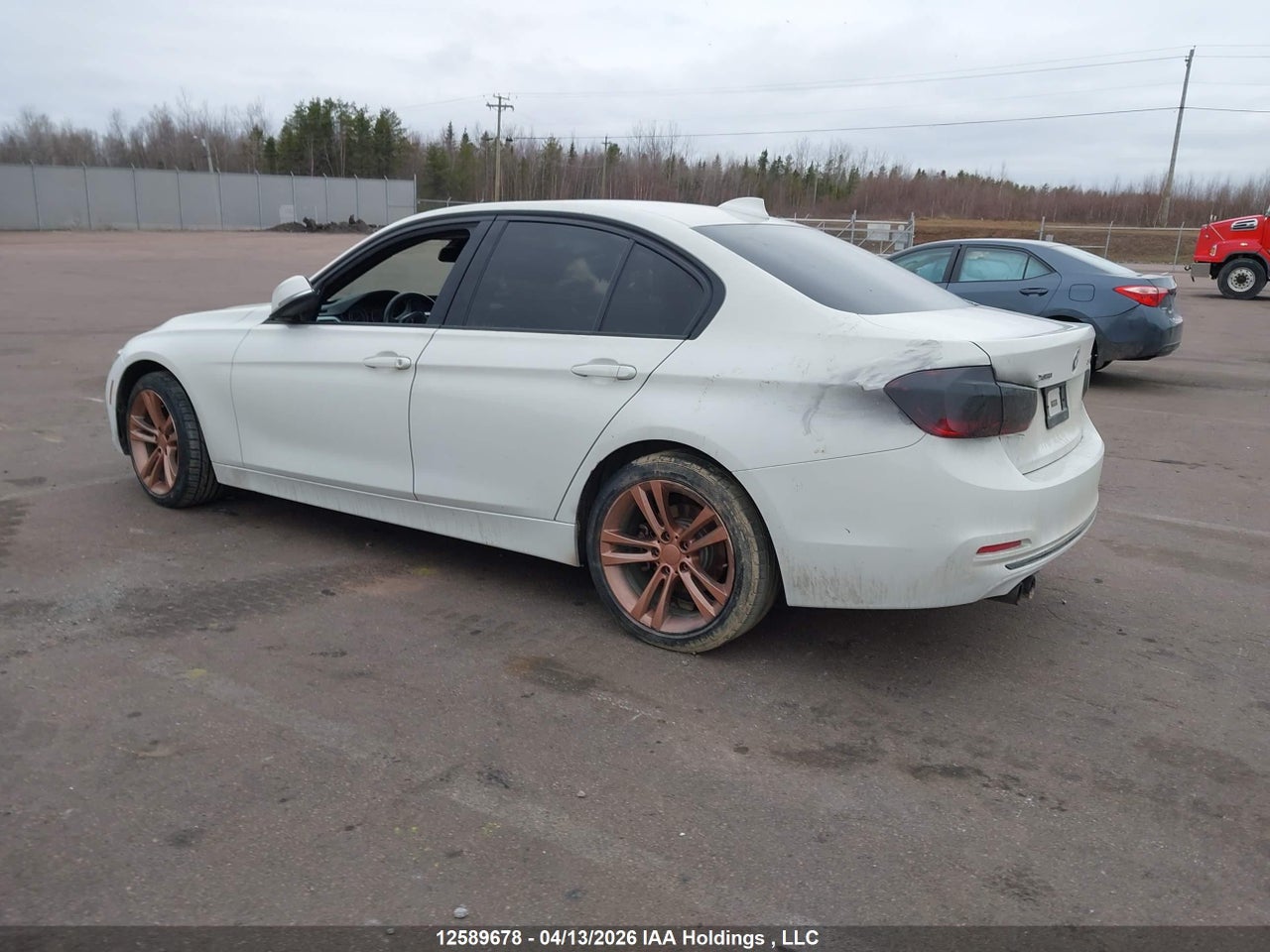 2018 BMW 330 XI thumbnail 4