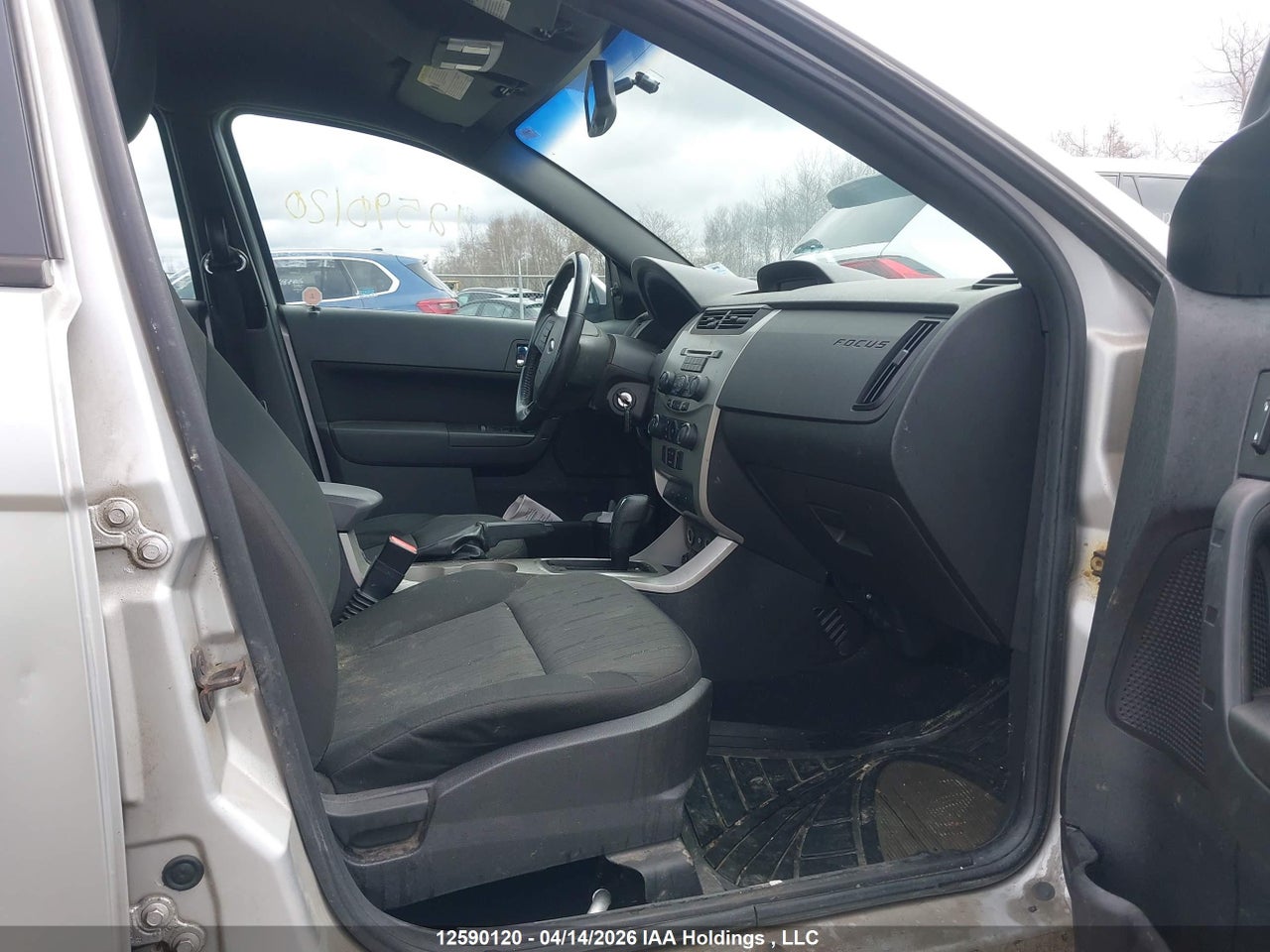 2010 FORD FOCUS SE thumbnail 6