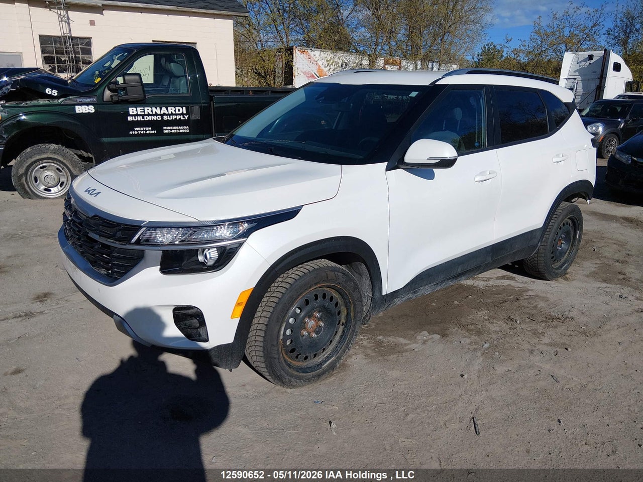 2024 KIA SELTOS LX thumbnail 3