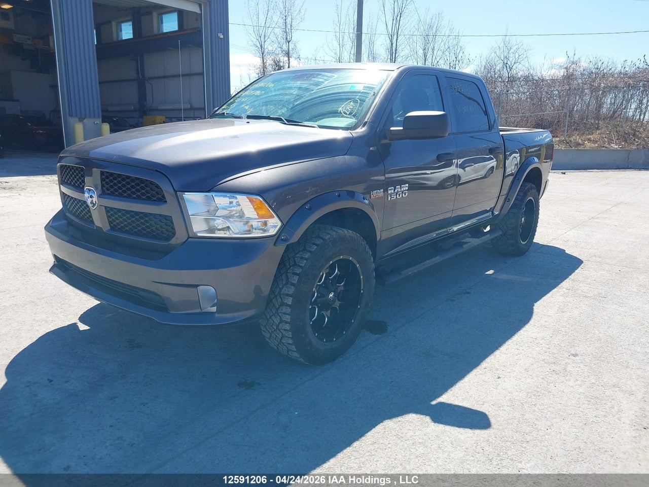 2018 RAM 1500 ST thumbnail 3