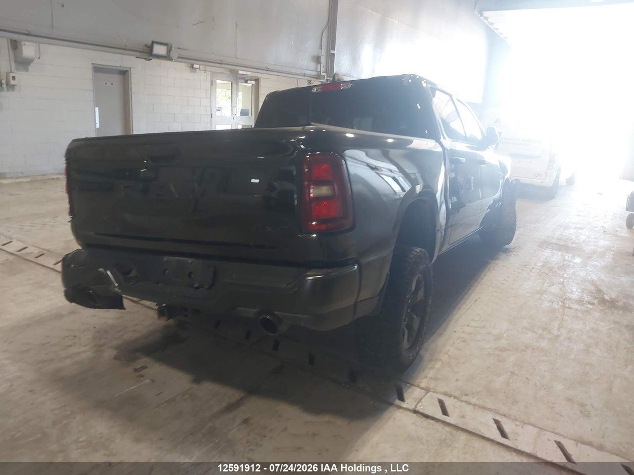 2025 RAM 1500 TRADESMAN thumbnail 5