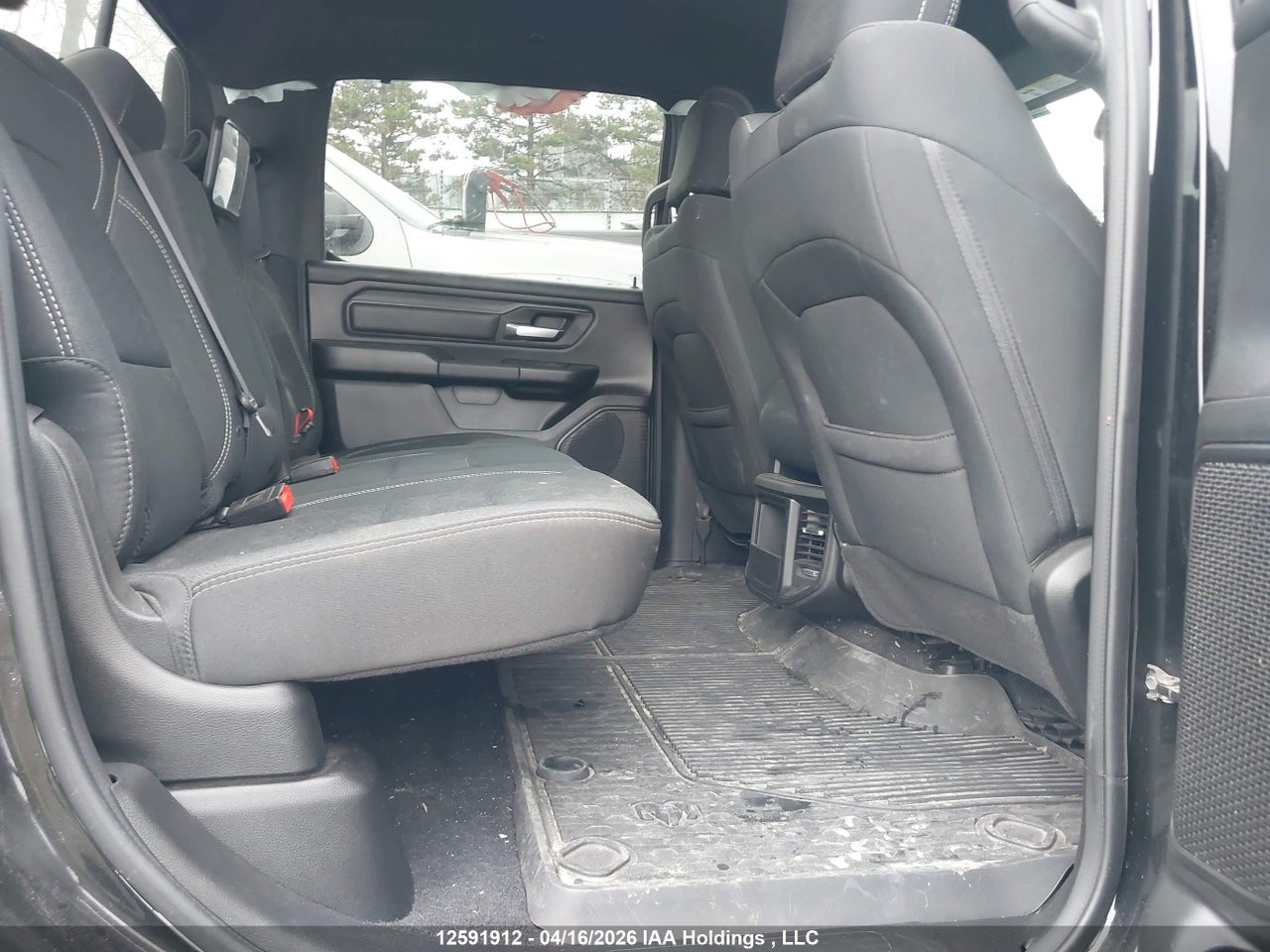 2025 RAM 1500 TRADESMAN thumbnail 9