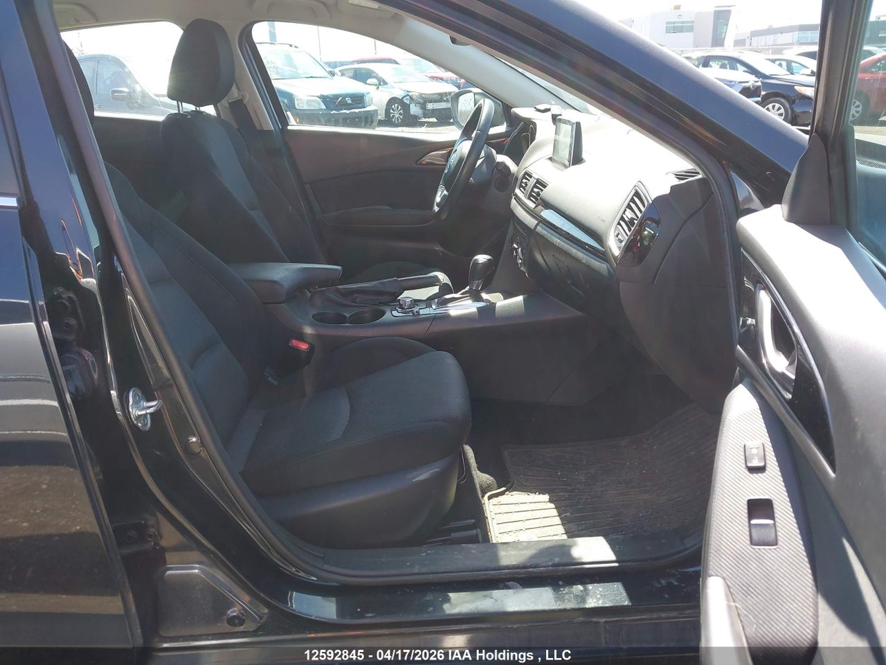 2016 MAZDA MAZDA3 thumbnail 6