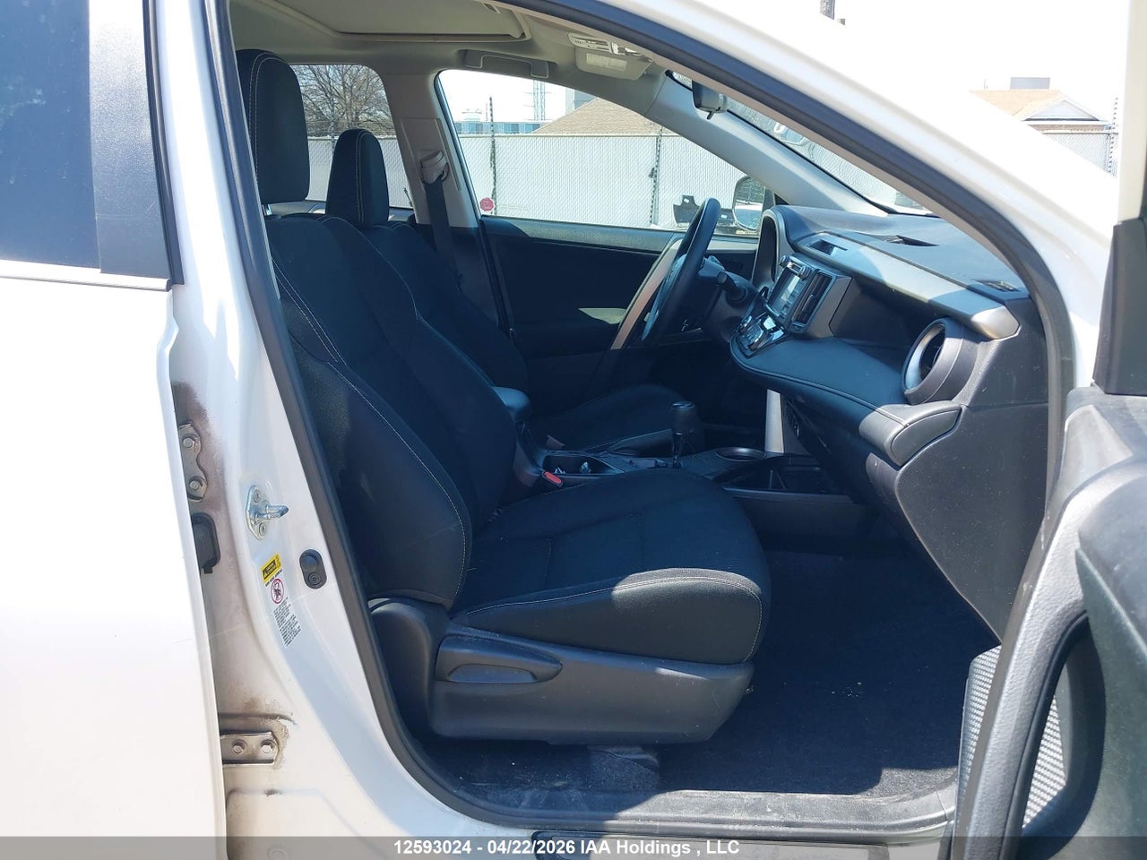 2014 TOYOTA RAV4 XLE thumbnail 6