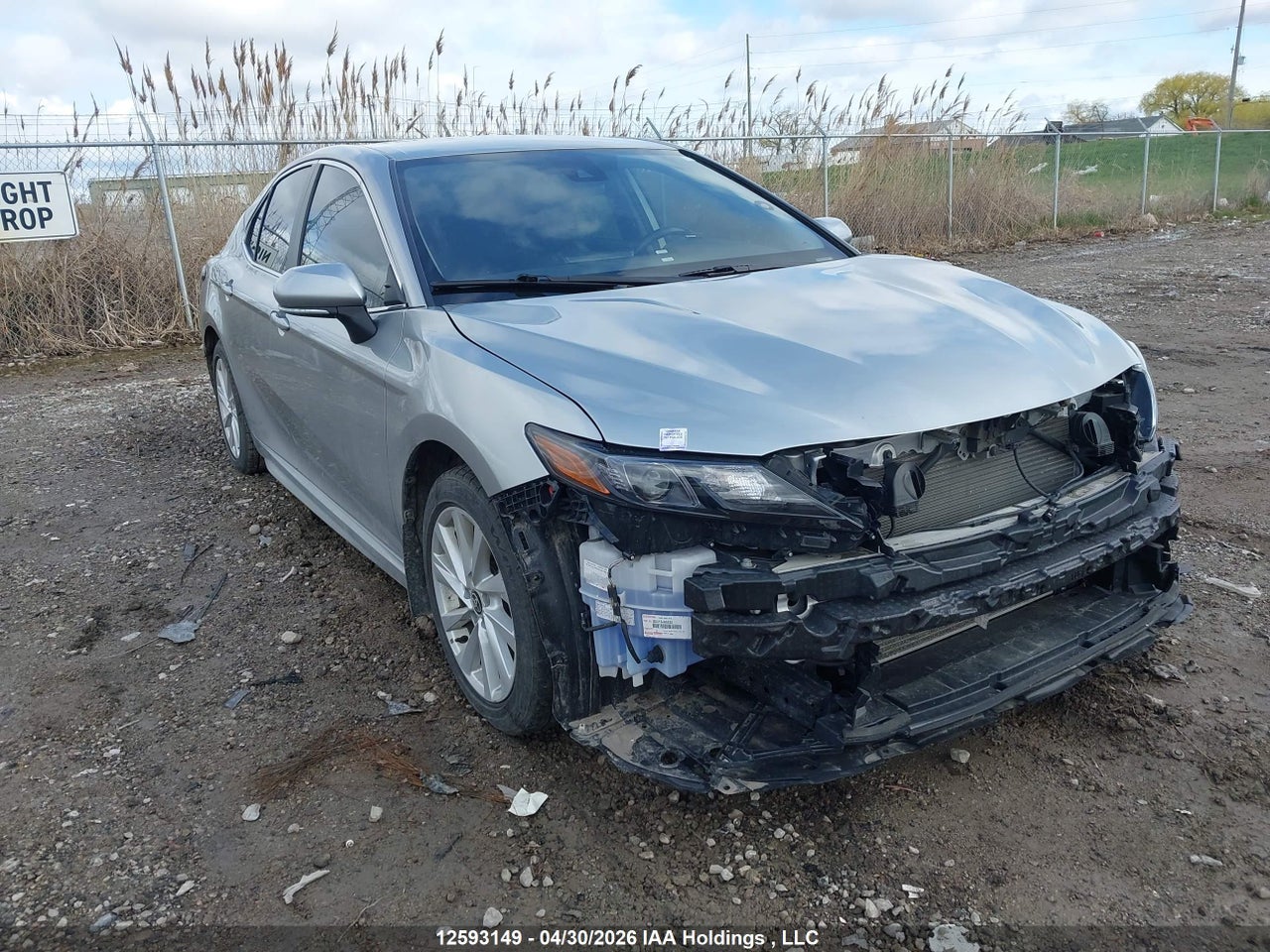 2022 TOYOTA CAMRY SE thumbnail 2