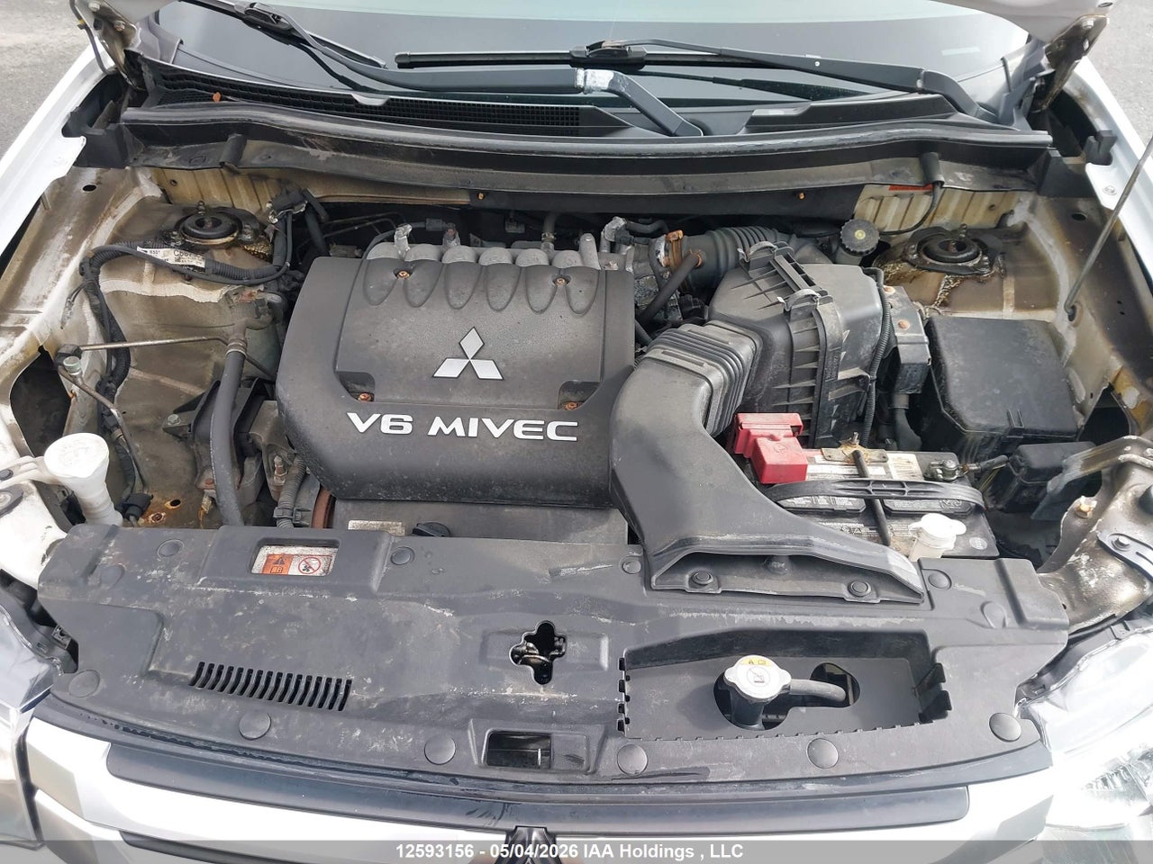 2015 MITSUBISHI OUTLANDER SE thumbnail 11