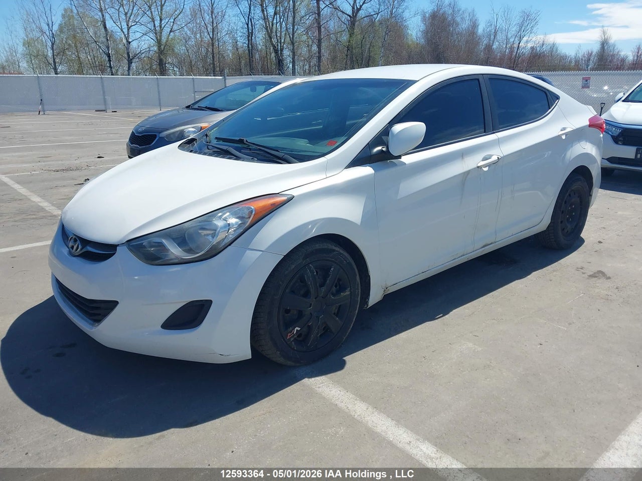 2011 HYUNDAI ELANTRA thumbnail 3