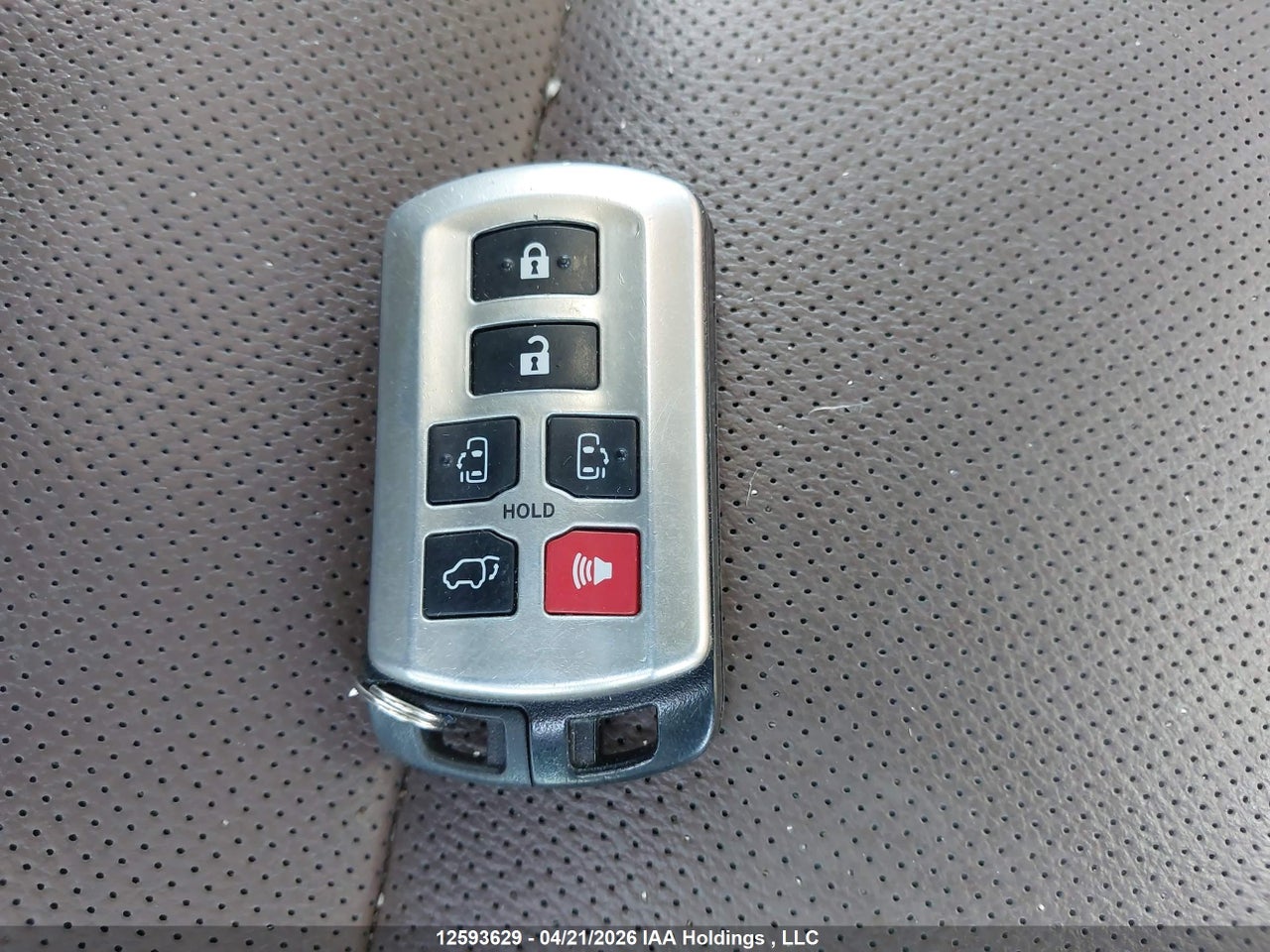 2015 TOYOTA SIENNA XLE 7 PASSENGER thumbnail 12