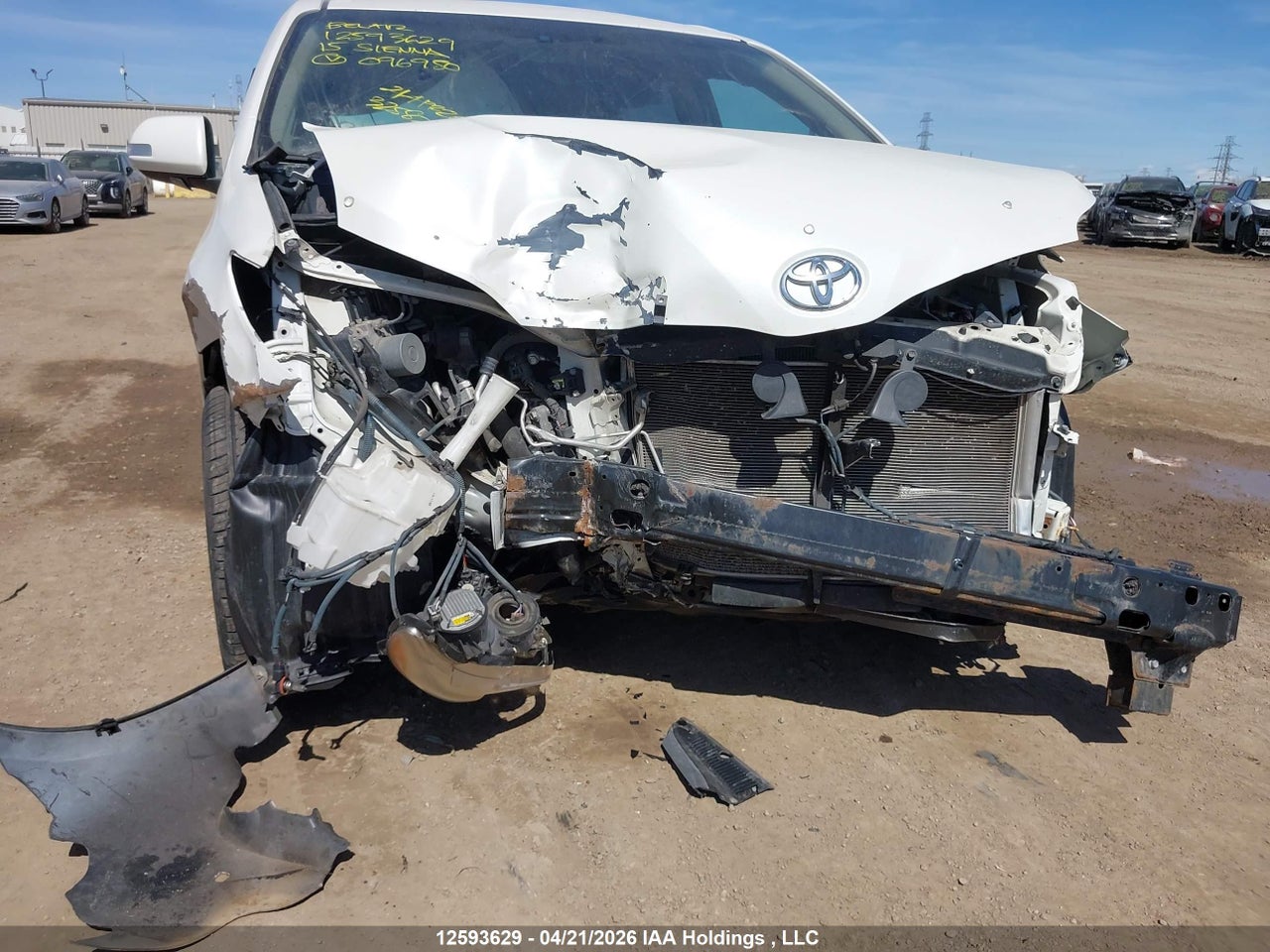 2015 TOYOTA SIENNA XLE 7 PASSENGER thumbnail 7