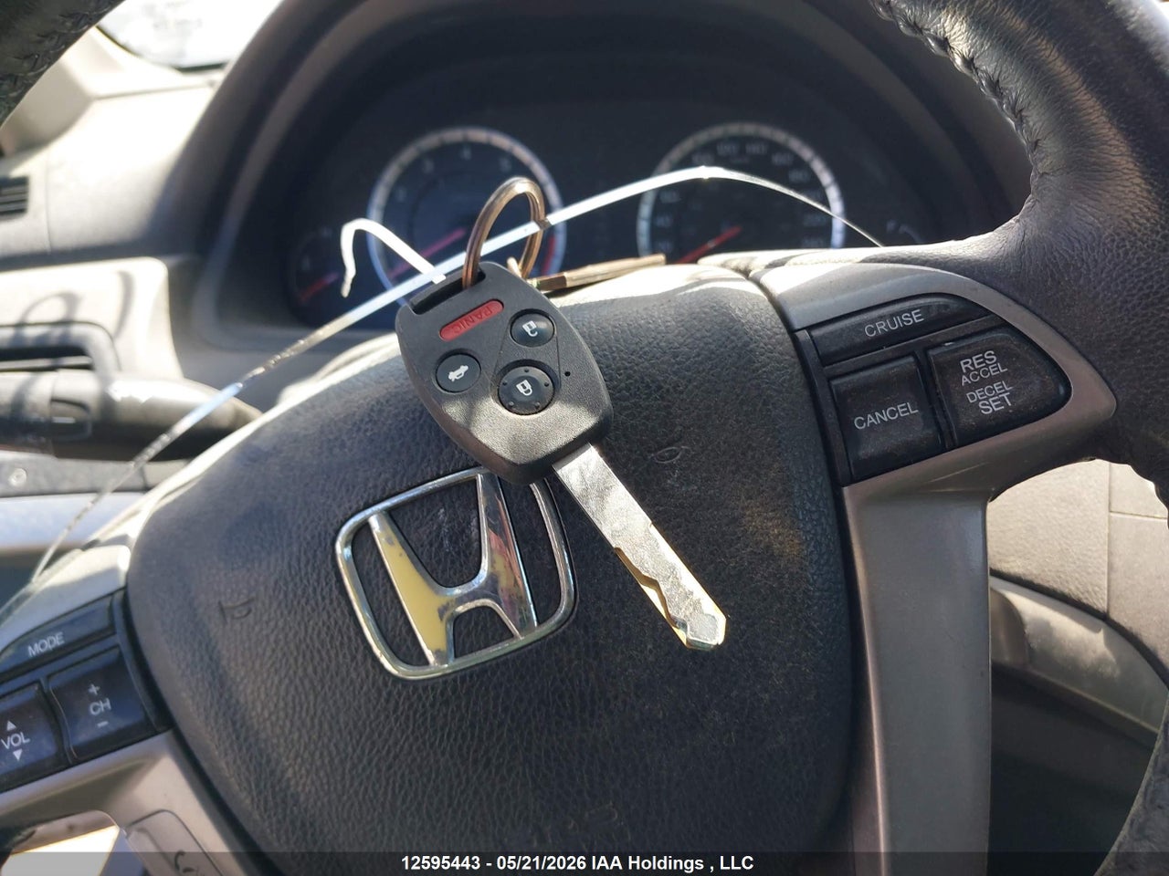 2010 HONDA ACCORD EX-L thumbnail 12