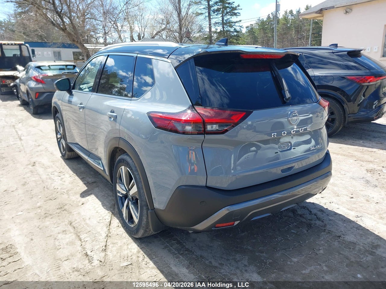 2023 NISSAN ROGUE SL thumbnail 4