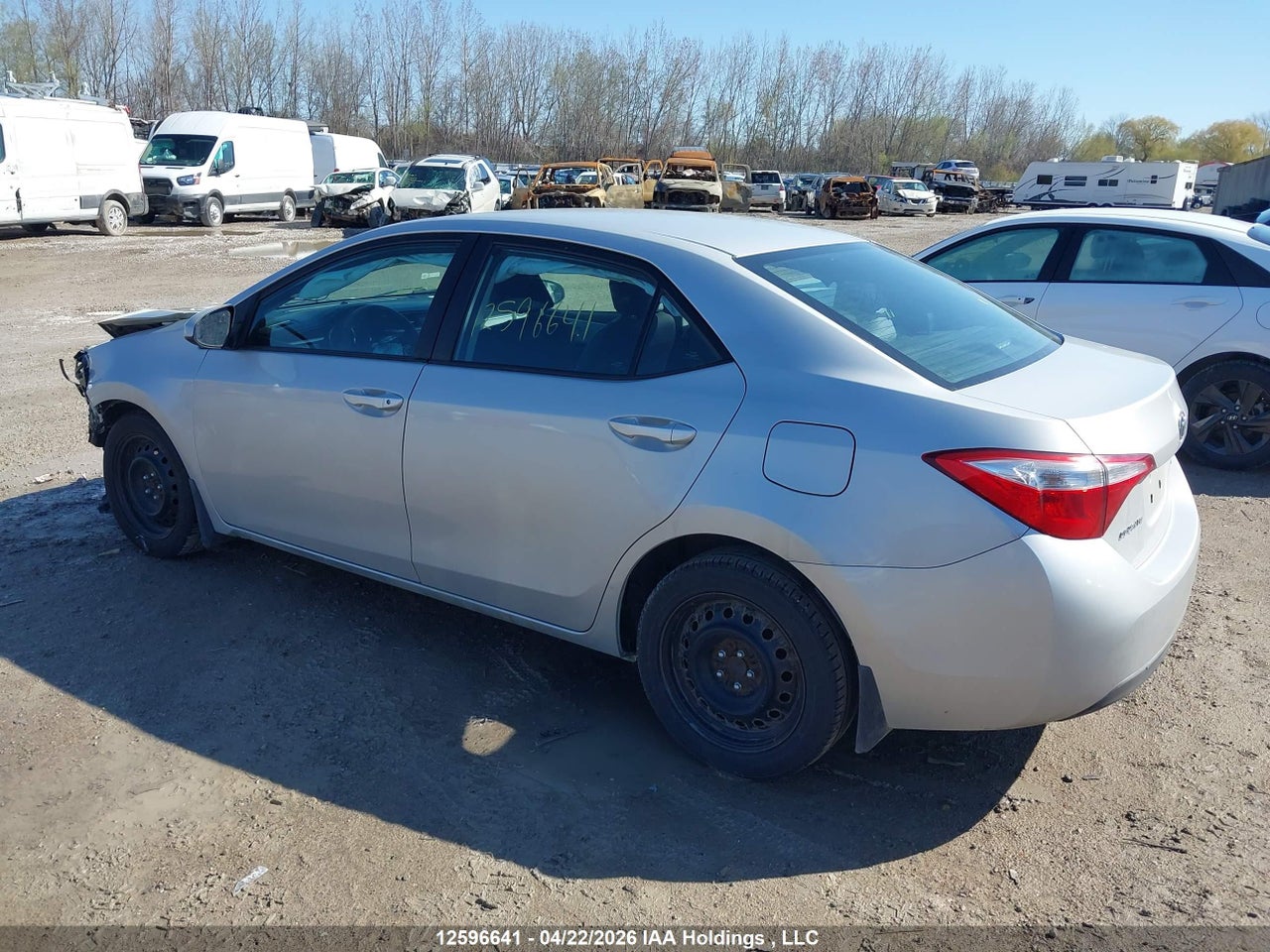 2015 TOYOTA COROLLA LE thumbnail 4