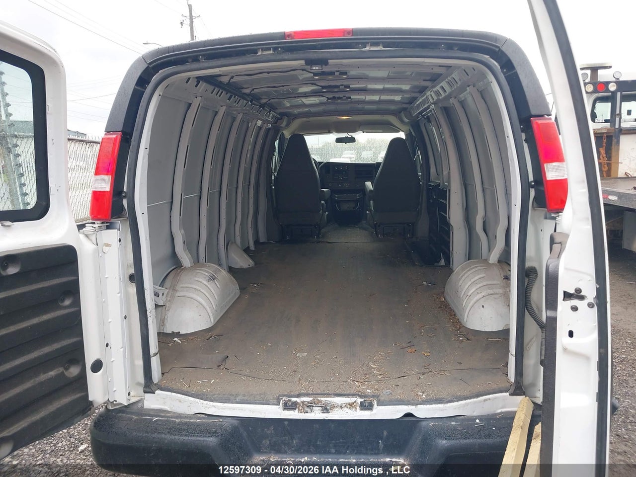 2022 CHEVROLET EXPRESS G2500 thumbnail 9