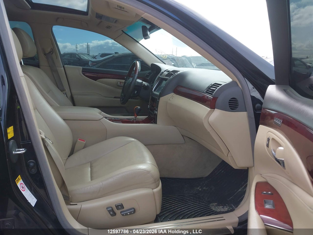 2009 LEXUS LS 460 thumbnail 6