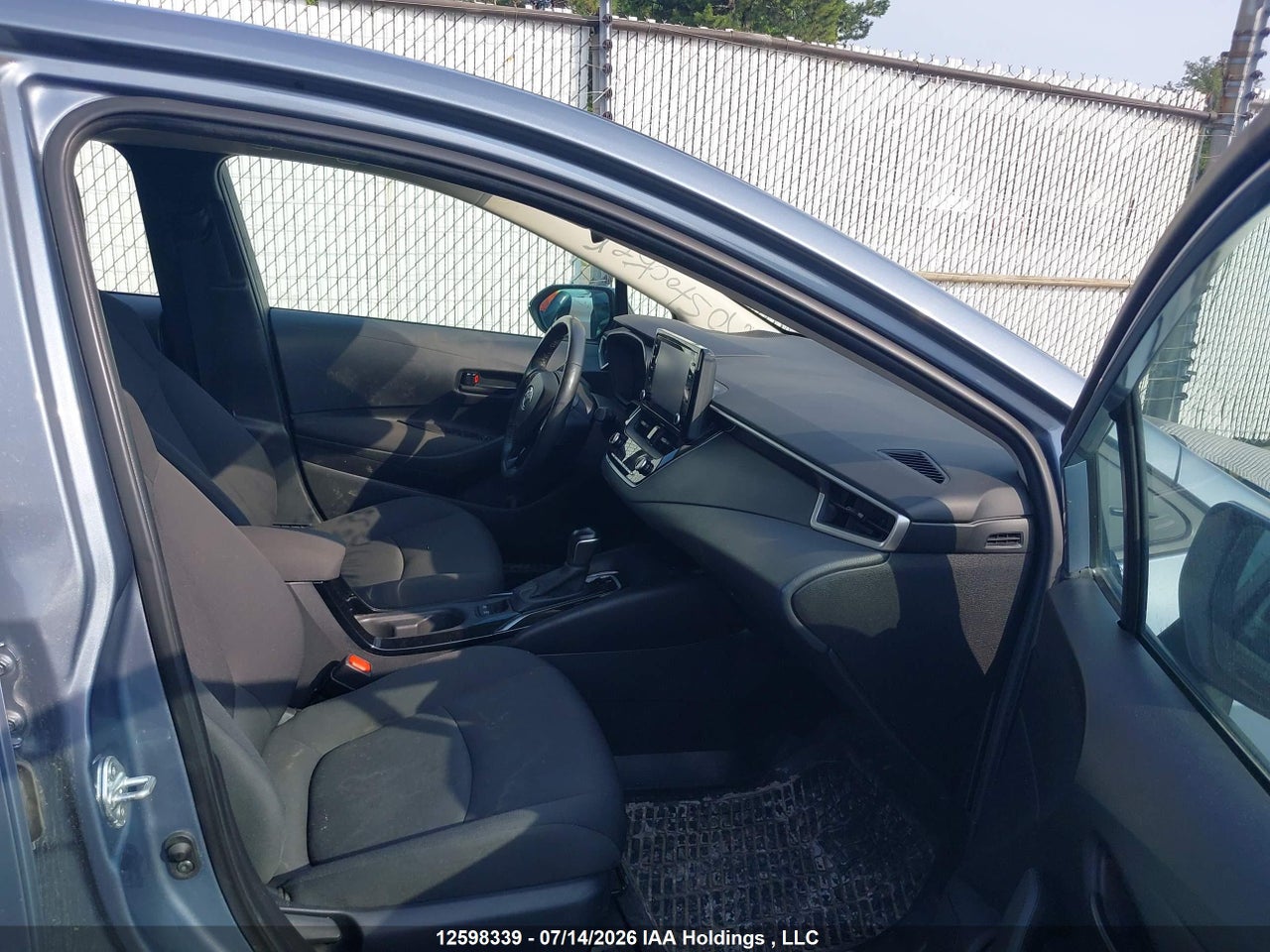 2022 TOYOTA COROLLA LE thumbnail 6
